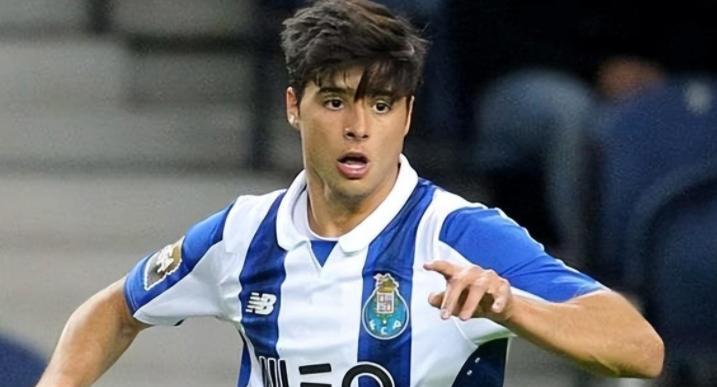 世界杯直播下载-特谢拉来津门虎的传闻正式结束！已官宣去希腊球队效力，引发热议